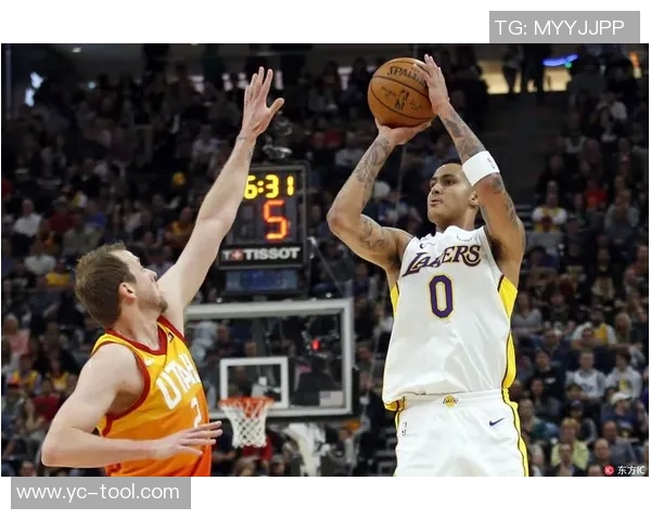 湖人对爵士精彩对决回放12月5日比赛全程回顾与分析 湖人对爵士精彩对决回放12月5日比赛全程回顾与分析